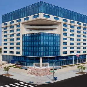 Vista Lic Hotel, Premier Collection By Western New York